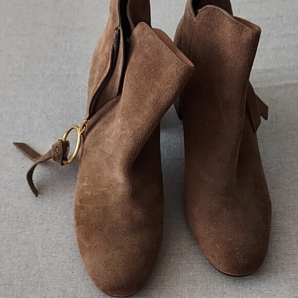 Woman Brown booties upper suede - Picture 5 of 6